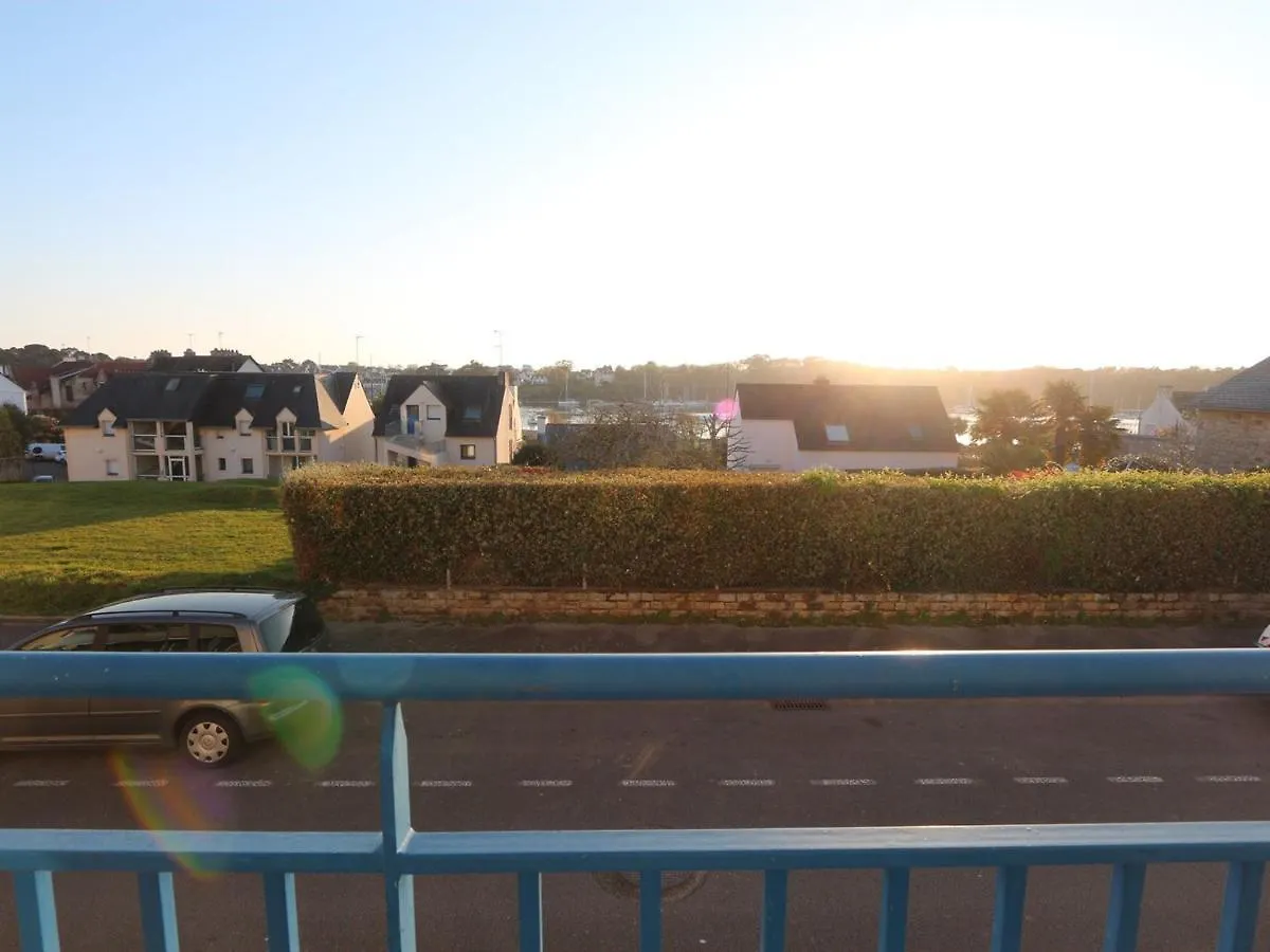 Appartement Avec Terrasse, Parking, A 200M Du Port De Benodet - Fr-1-481-59 0*,  France